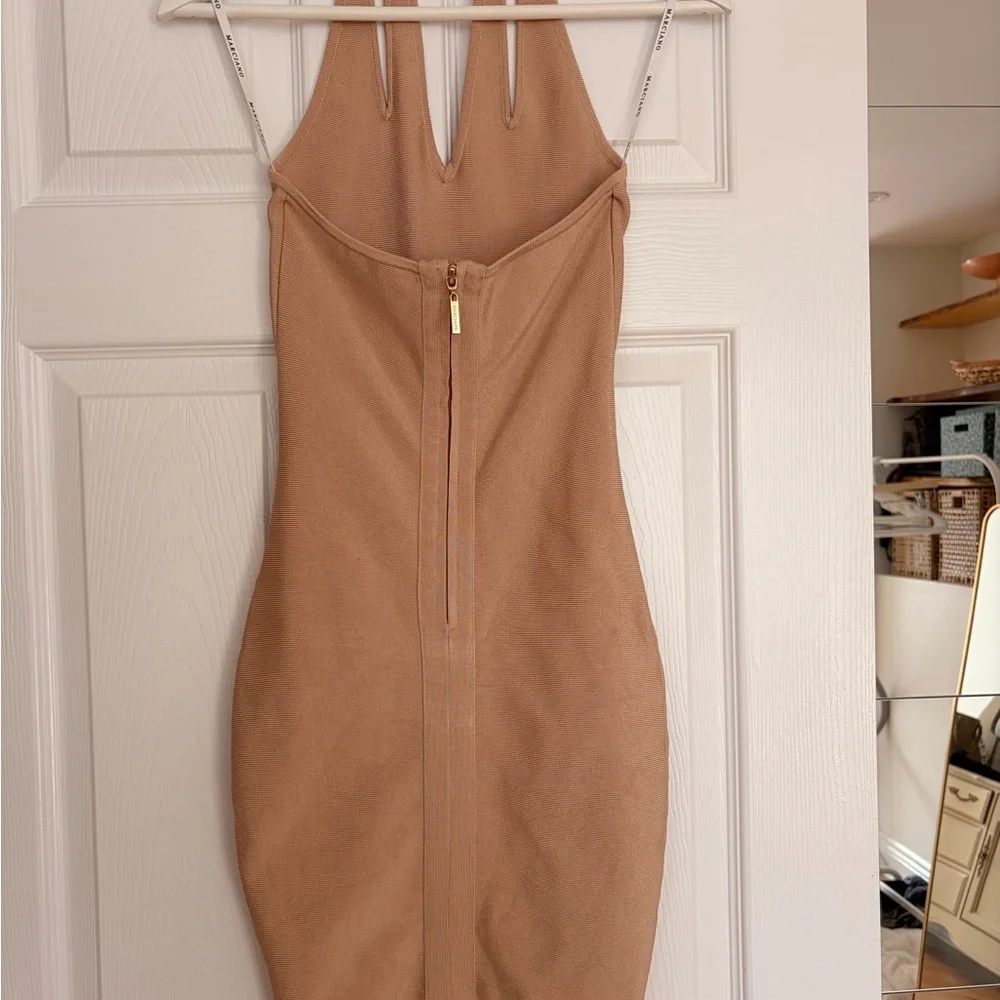 Marciano Chic Tan Backless Dress nude Bodycon bandage midi dress sexy party chic - Picture 5 of 8